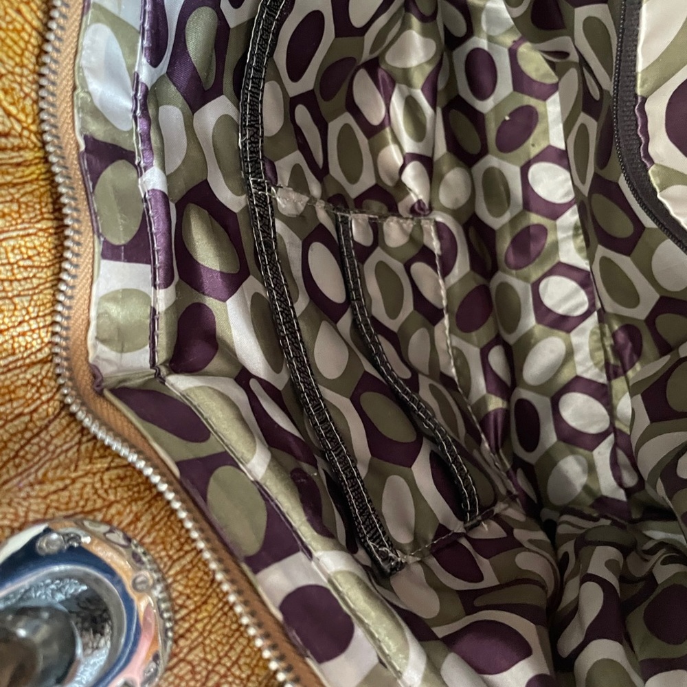 Purse - Picture 4 of 13